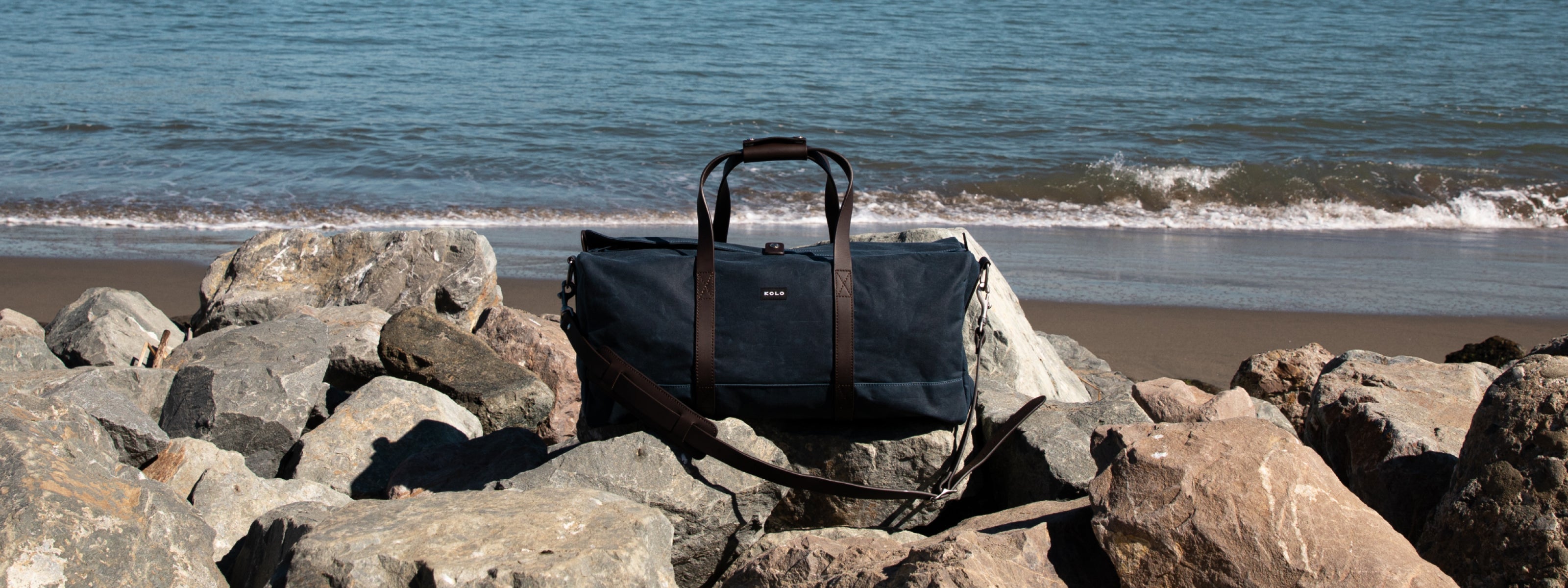 WEEKEND BAGS